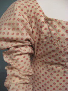english-printed-cotton-day-dress-circa-1810